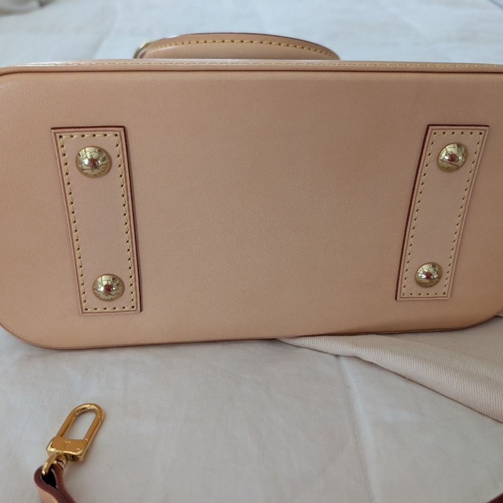 Louis Vuitton Alma BB Coated Monogram Fabric With Leather Accents Purse Hand Bag - Picture 6 of 16